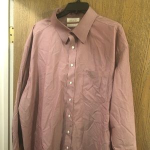 Gold Label Roundtree and York’s Mens Dress Shirt